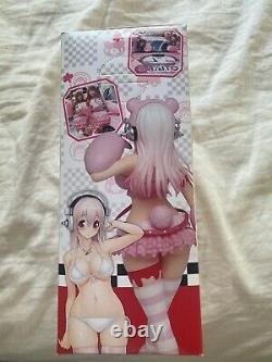 Gloomy Bear GRG x Super Sonico Race Queen Figure NEW