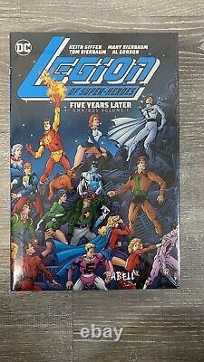 DC Légion Des Super-héros Cinq Ans Plus Tard Omnibus Vol 1 Super-héros Nouveaux Sealed